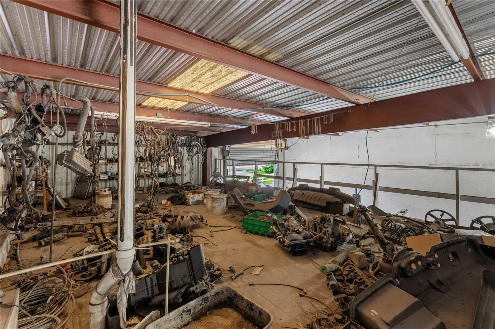 15804 Us Highway 301 Dade City FL 33523