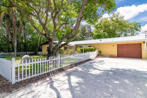 18703 Yocam Avenue Lutz FL 33549