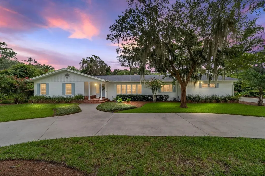 2023 SE 15th Lane Ocala FL 34471