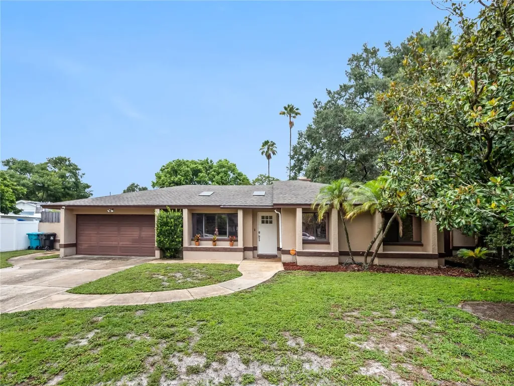 828 Coquina Court Orlando FL 32807