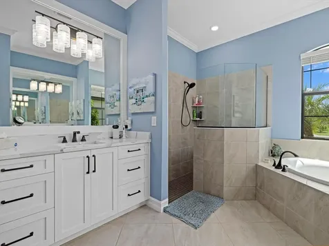 5650 Mulligan Way Bradenton FL 34211