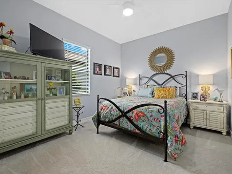 5650 Mulligan Way Bradenton FL 34211