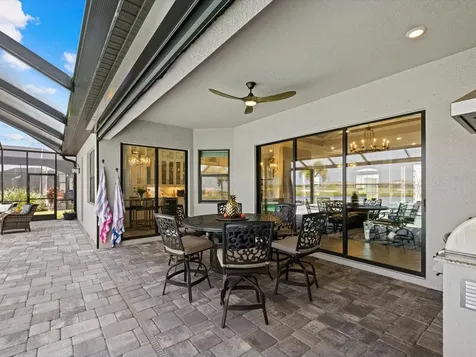5650 Mulligan Way Bradenton FL 34211