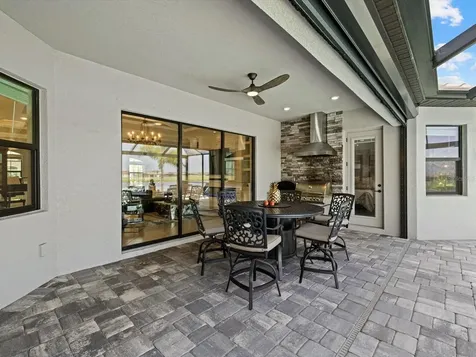 5650 Mulligan Way Bradenton FL 34211