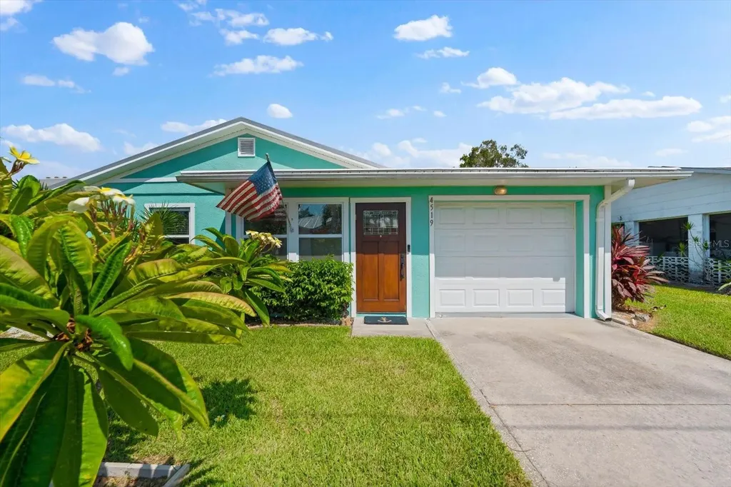 4519 103rd Street W Bradenton FL 34210