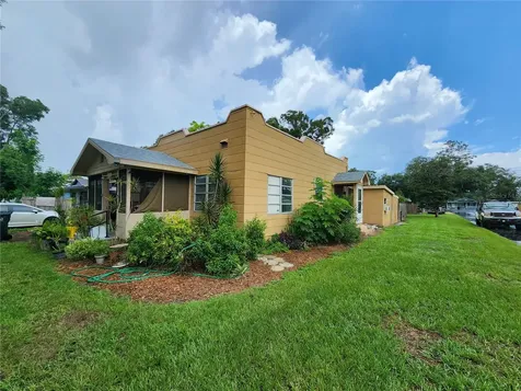 3901 49th Avenue N St Petersburg FL 33714