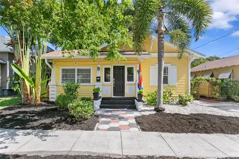 861 12th Avenue N St Petersburg FL 33701