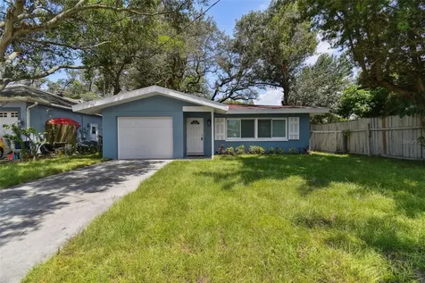 1674 Dartmouth Street Clearwater FL 33755