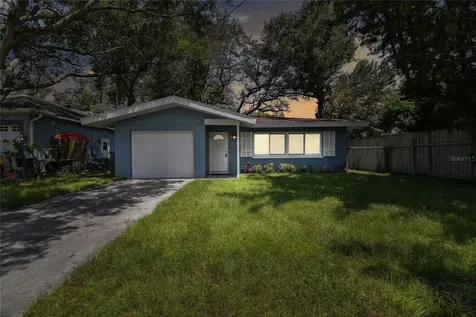 1674 Dartmouth Street Clearwater FL 33755