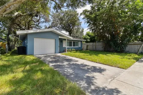 1674 Dartmouth Street Clearwater FL 33755
