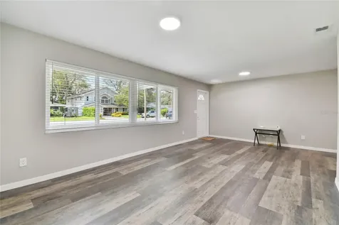 1674 Dartmouth Street Clearwater FL 33755