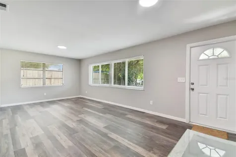 1674 Dartmouth Street Clearwater FL 33755