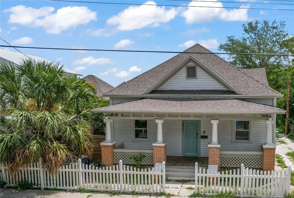 2811 N 19th Street Tampa FL 33605