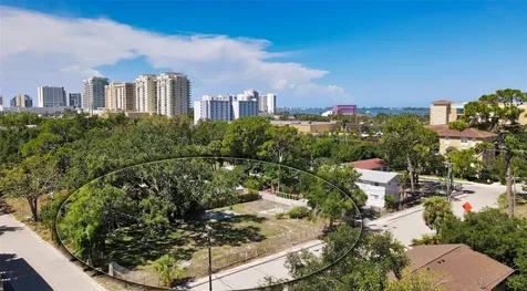 1093 Florida Avenue Sarasota FL 34236