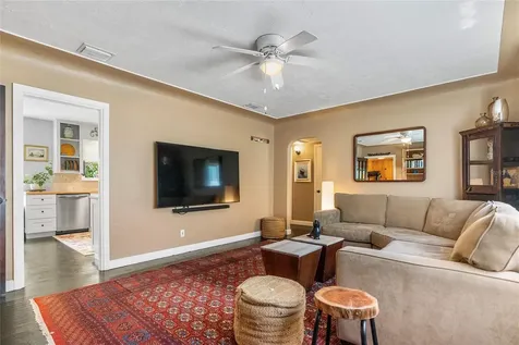 301 72nd Street N St Petersburg FL 33710