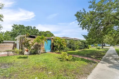 301 72nd Street N St Petersburg FL 33710