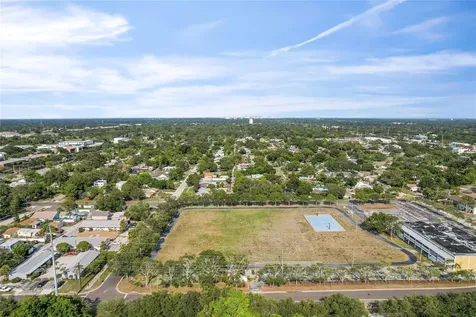301 72nd Street N St Petersburg FL 33710