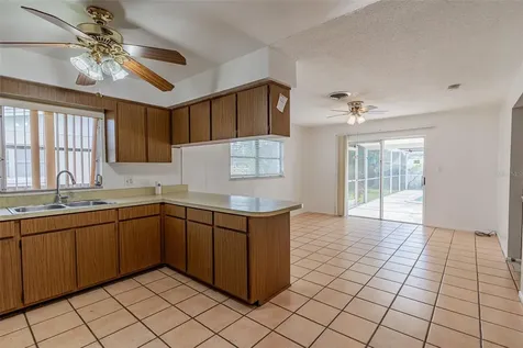 935 Sonata Lane Orlando FL 32825