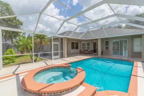 4509 River Close Boulevard Valrico FL 33596