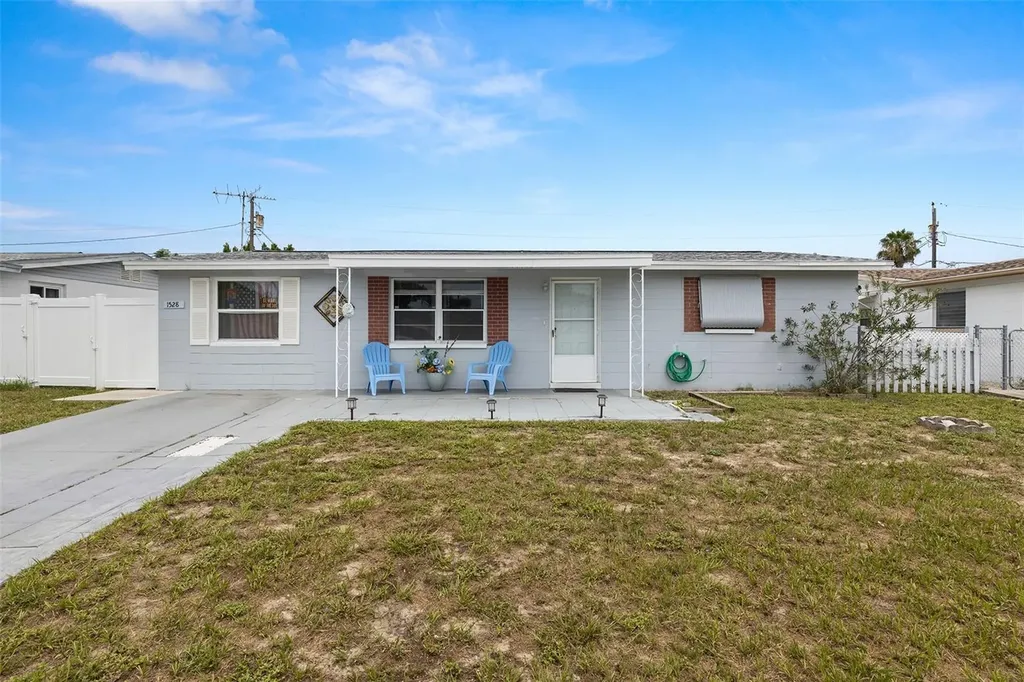 1528 Landau Street Holiday FL 34690