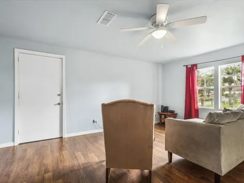 141 W Beresford Avenue Deland FL 32720