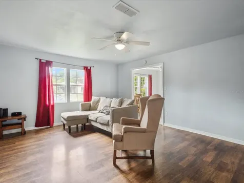 141 W Beresford Avenue Deland FL 32720