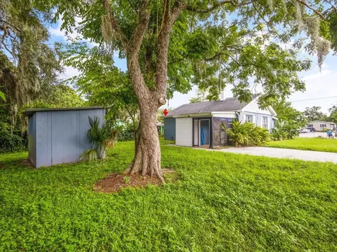 141 W Beresford Avenue Deland FL 32720