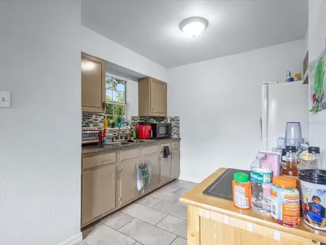 141 W Beresford Avenue Deland FL 32720