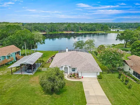 5924 SE 168th Court Ocklawaha FL 32179