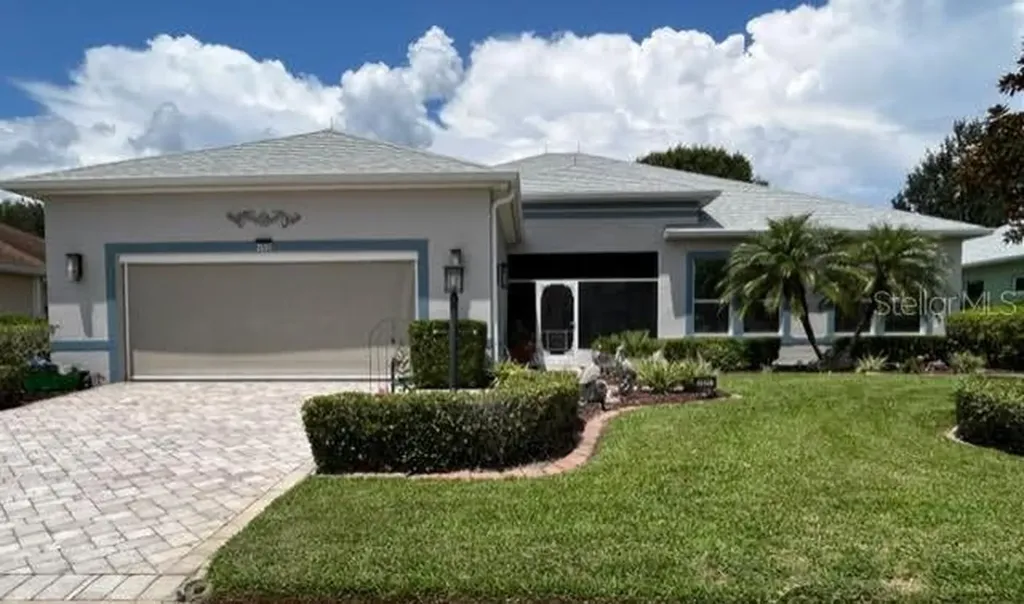 25203 Laurel Valley Road Leesburg FL 34748