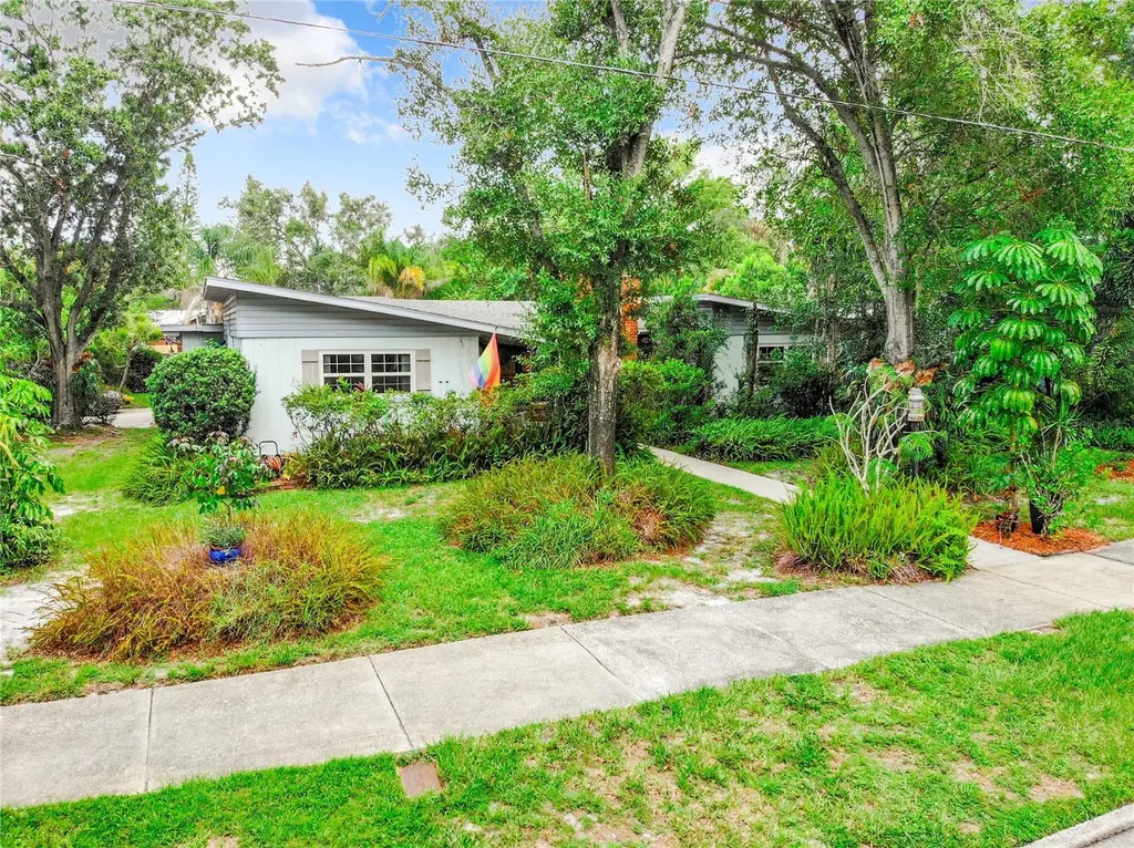 5055 21st Avenue N St Petersburg FL 33710