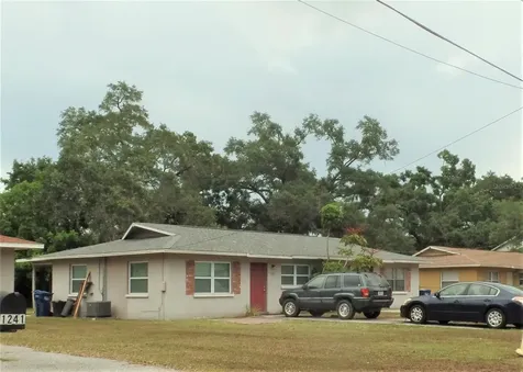 1307 Idlewild Court Sarasota FL 34243