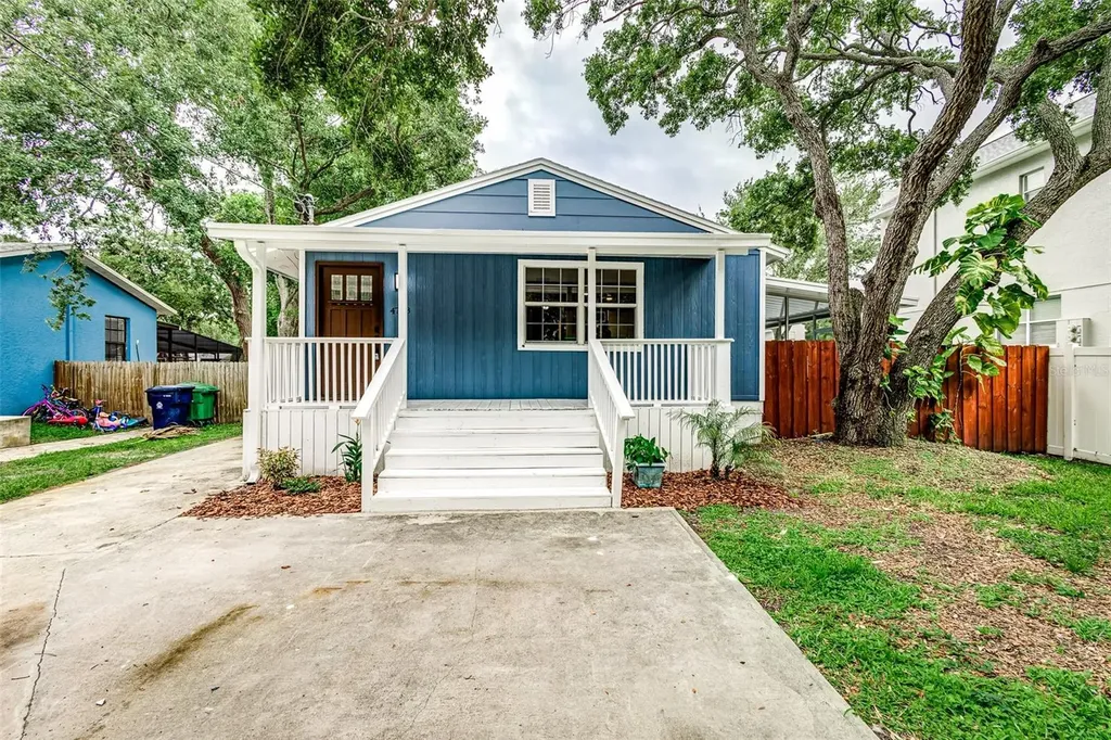 4708 W Paxton Avenue Tampa FL 33611