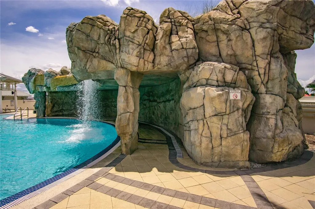 449 S 12th Street Tampa FL 33602