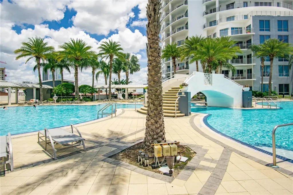 449 S 12th Street Tampa FL 33602