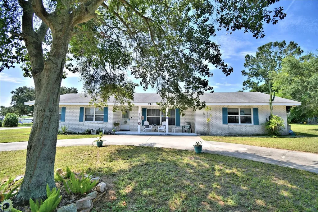 710 Highlands Avenue Dundee FL 33838