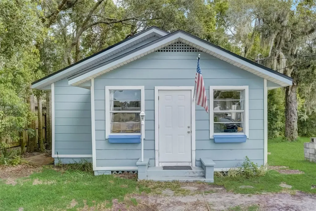 539 E French Avenue Orange City FL 32763