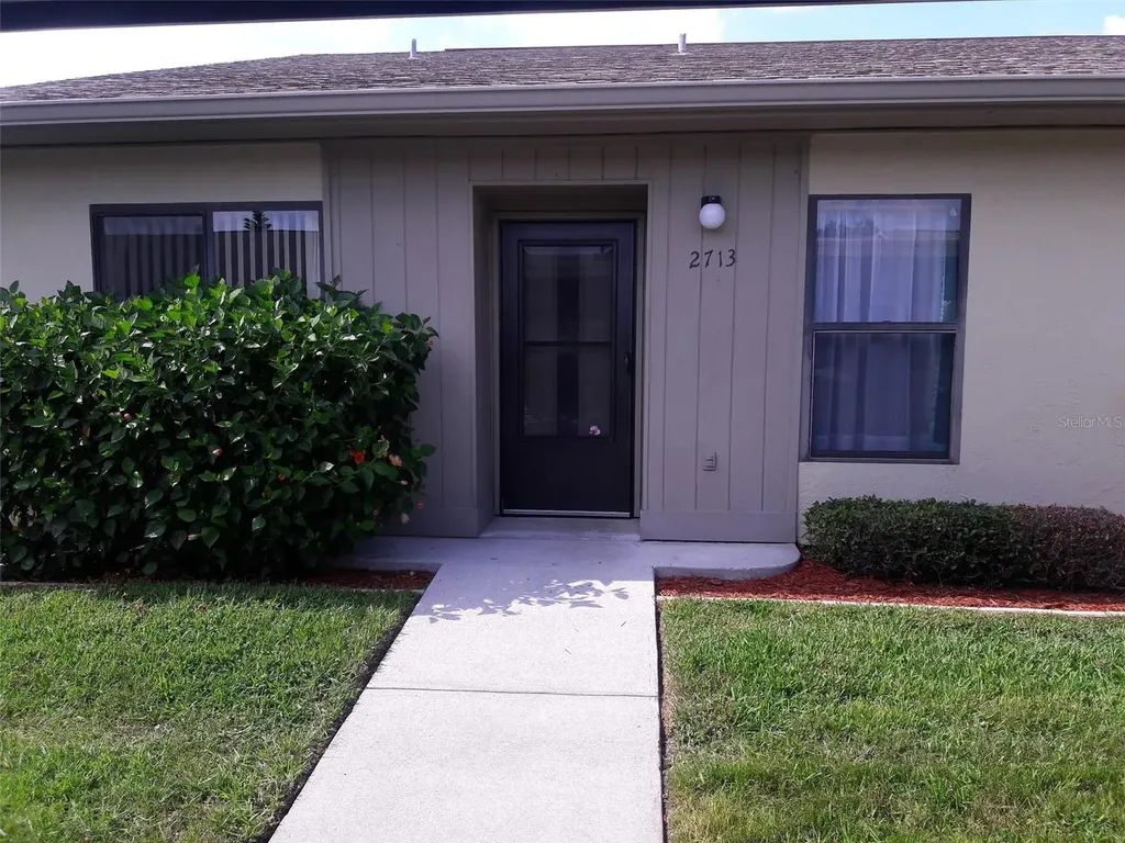 2713 60th Avenue Drive W Bradenton FL 34207