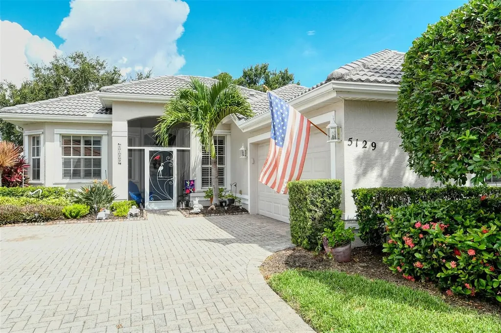 5129 Flagstone Drive Sarasota FL 34238