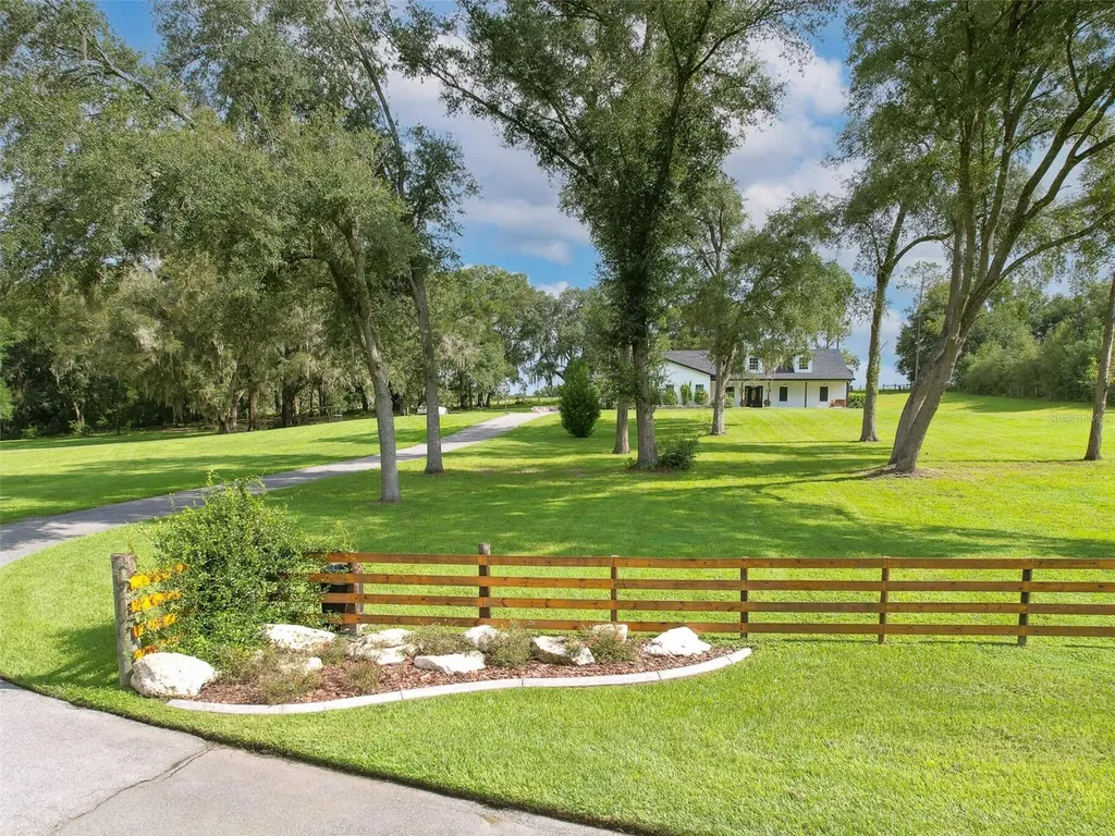 35037 Heartland Drive Dade City FL 33523