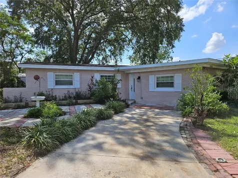 10626 N 25th Street Tampa FL 33612