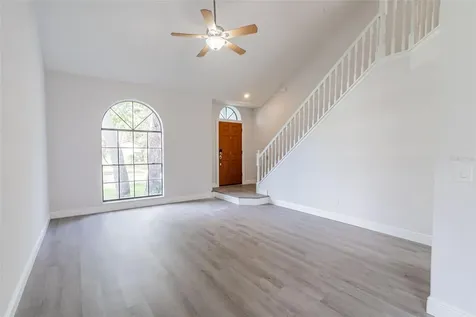 2003 Lacey Oak Drive Apopka FL 32703
