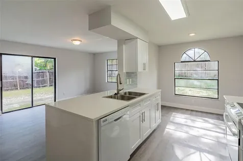 2003 Lacey Oak Drive Apopka FL 32703