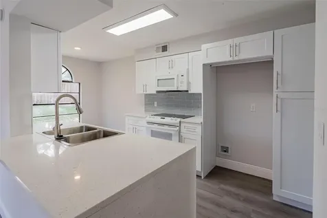 2003 Lacey Oak Drive Apopka FL 32703
