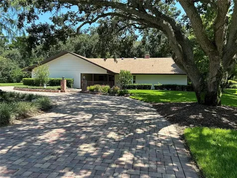 30 Vagabond Lane Winter Haven FL 33881