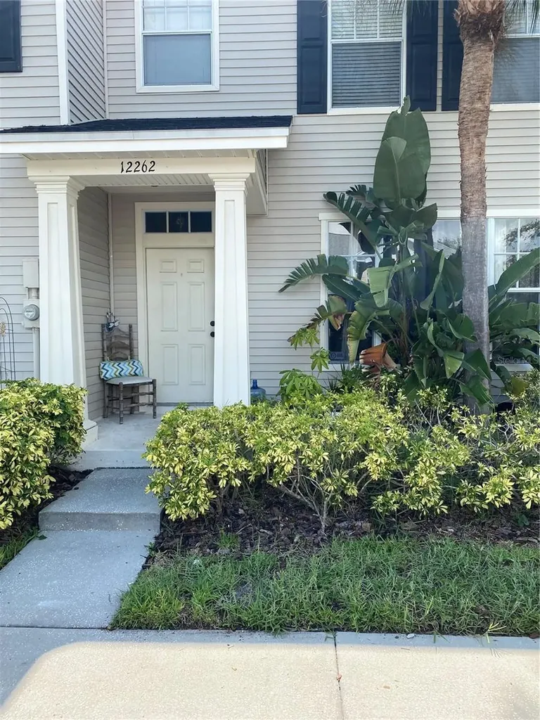 12262 Country White Circle Tampa FL 33635