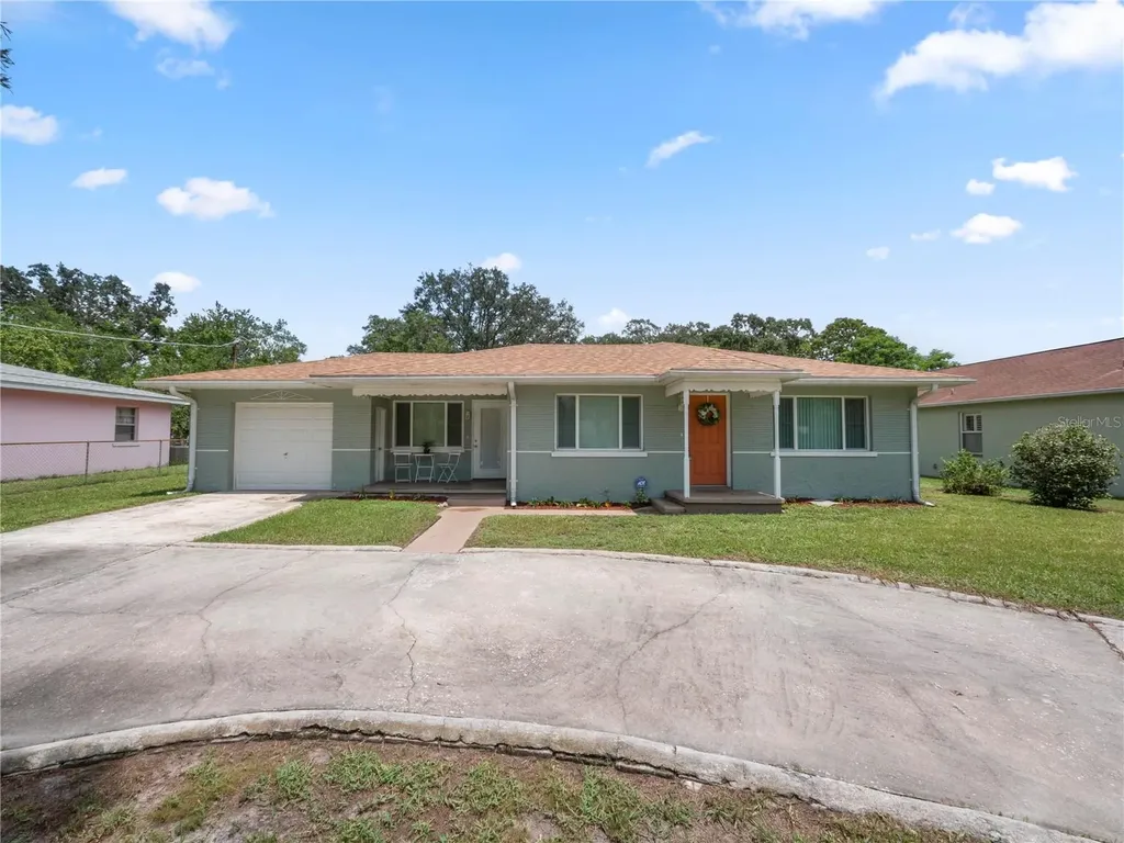 12707 Forest Street Tampa FL 33612