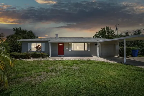 6301 17th Lane N St Petersburg FL 33702