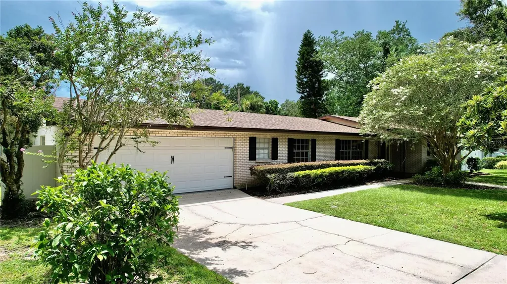425 Aberdeen Court N Lakeland FL 33813