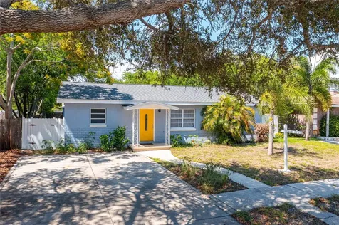 6319 9th Avenue S Gulfport FL 33707